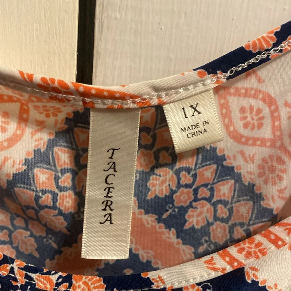 Tacera dress - Picture 2 of 4